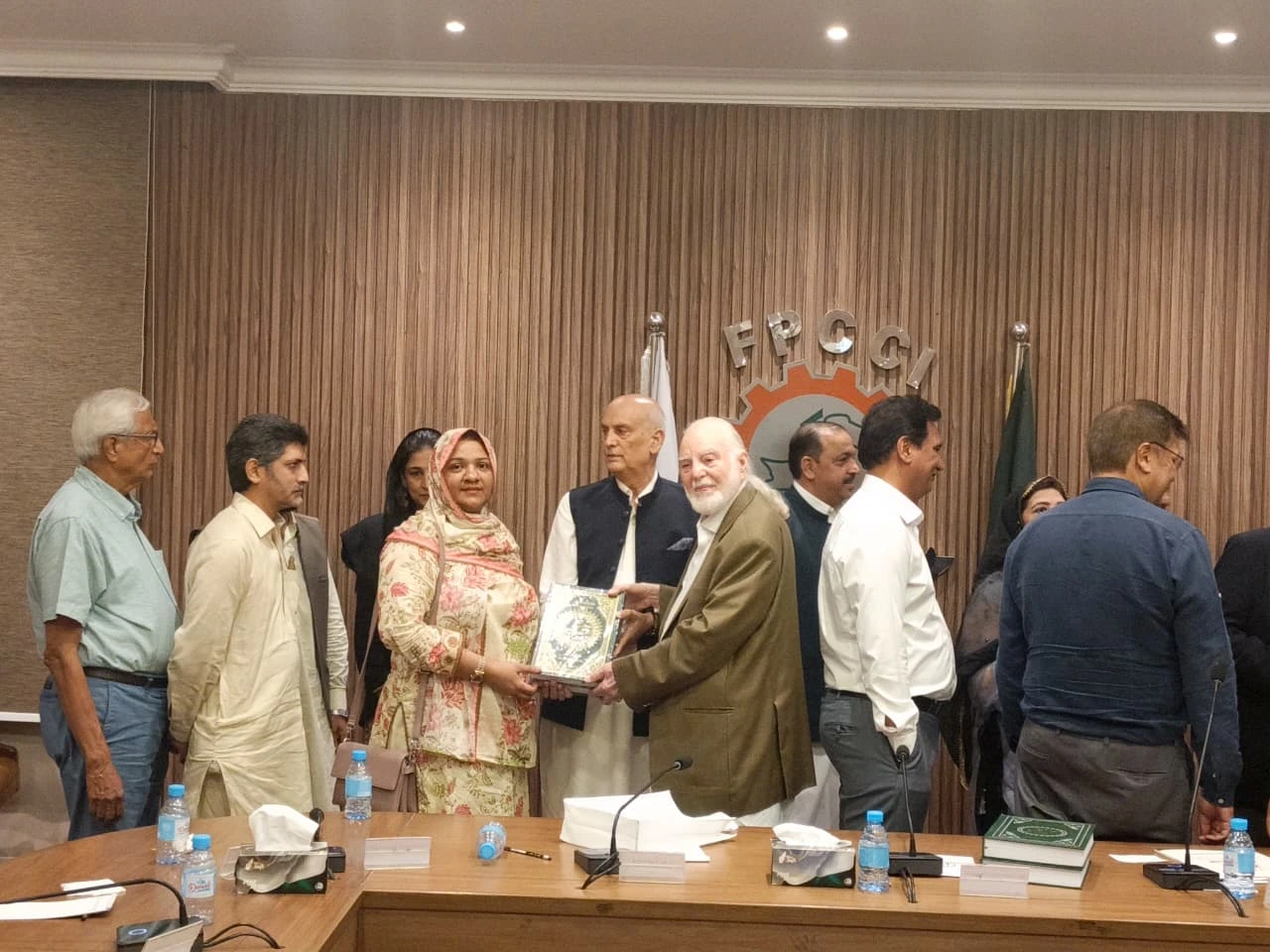 APOAA FPCCI Ceremony Image 3